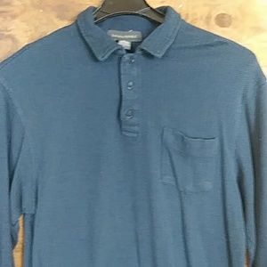 Mens long sleeve pullover.